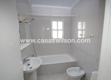 Sale - Bungalow - Orihuela Costa - Costa Blanca