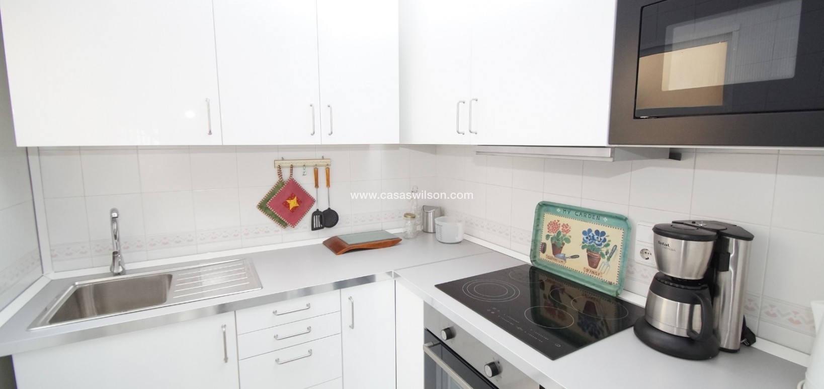 Sale - Bungalow - Orihuela Costa - Costa Blanca