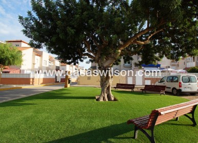 Sale - Bungalow - Orihuela Costa - Costa Blanca