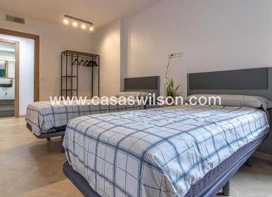 Sale - Apartment - Torrevieja - Costa Blanca