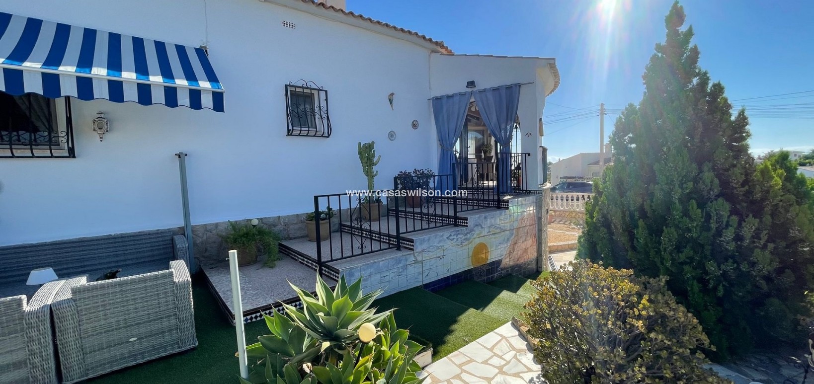 Venta - Chalet - l'Alfas del Pi