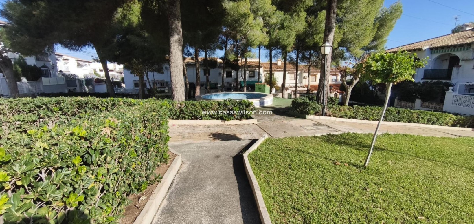 Sale - Townhouse - Torrevieja - Los Balcones