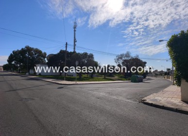 Sale - Bungalow - Torrevieja - La Siesta - El Salado - Torreta