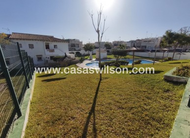 Sale - Townhouse - Torrevieja - Lago jardin