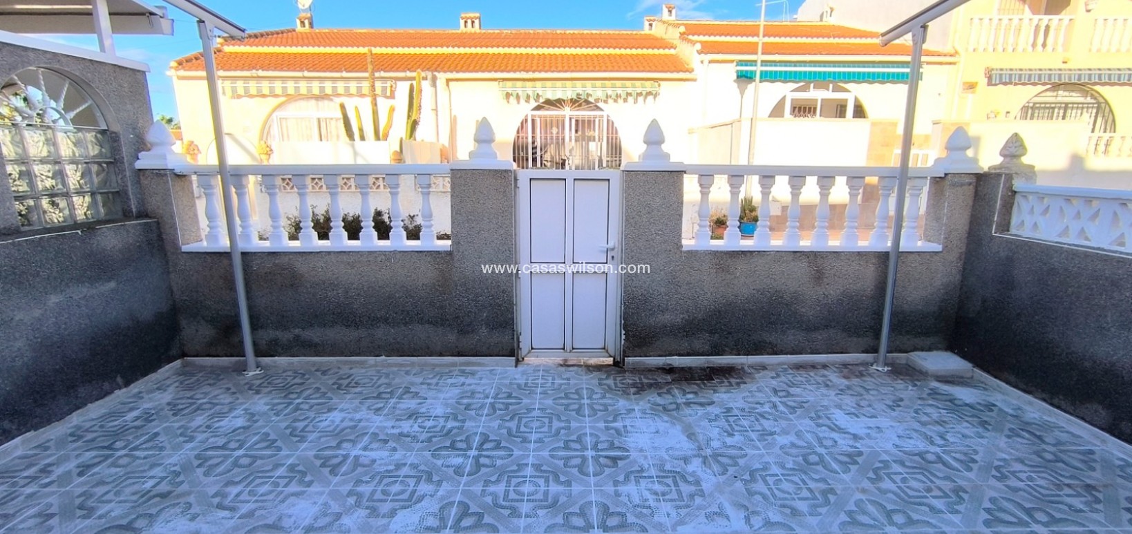 Sale - Bungalow - Torrevieja - El chaparral