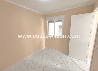 Sale - Bungalow - Torrevieja - El chaparral