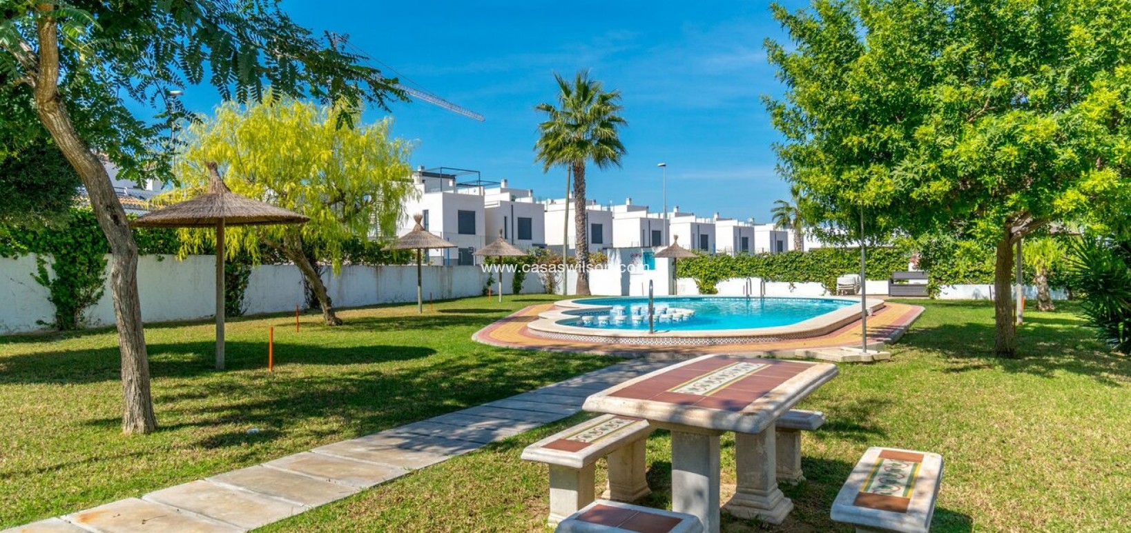 Venta - Adosado - Villamartin - Villamartín