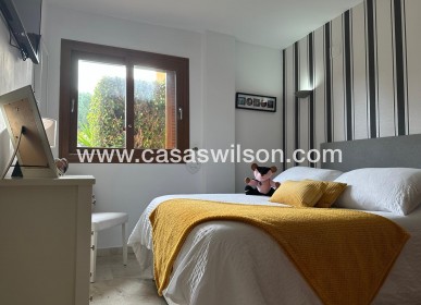 Sale - Apartment - Punta Prima - Costa Blanca