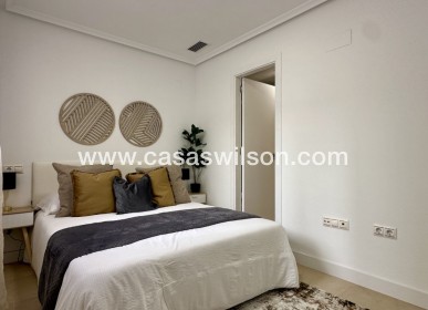 Sale - Apartment - Torrevieja - Costa Blanca
