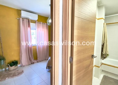 Sale - Bungalow - Orihuela Costa - Cabo Roig