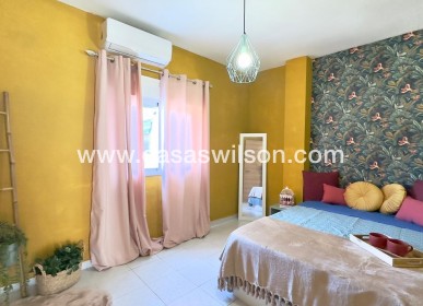 Sale - Bungalow - Orihuela Costa - Cabo Roig
