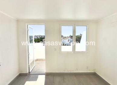 Sale - Townhouse - Torrevieja - La Mata