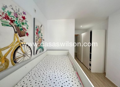 Sale - Apartment - Torrevieja - Playa del Cura