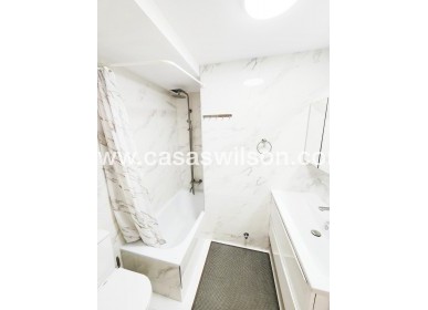 Sale - Apartment - Torrevieja - Playa del Cura