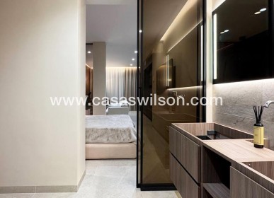 Sale - Apartment - Torrevieja - Playa de los Locos