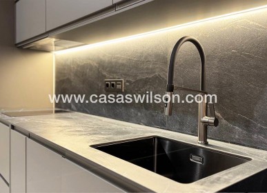 Sale - Apartment - Torrevieja - Playa de los Locos