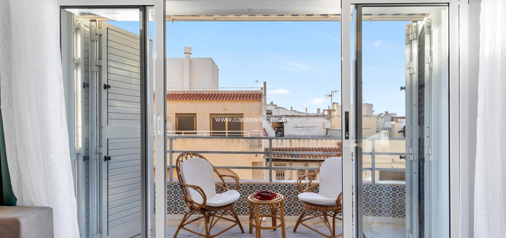 Sale - Apartment - Torrevieja - La Mata