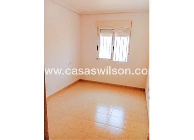 Sale - Apartment - Orihuela Costa - La Florida