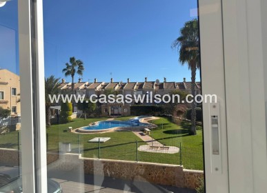 Sale - Townhouse - Torrevieja - Aguas Nuevas