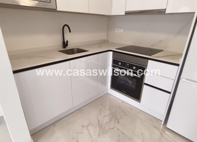 Sale - Townhouse - Torrevieja - Aguas Nuevas