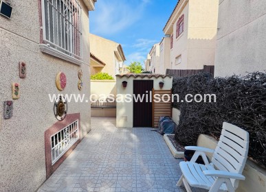Sale - Villa - Algorfa