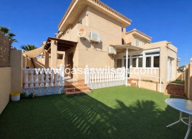 Sale - Townhouse - Orihuela Costa - Costa Blanca