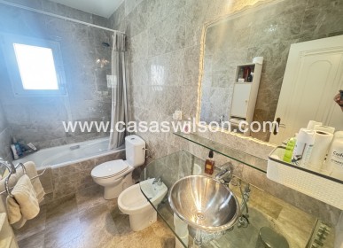 Sale - Villa - Las Ramblas Golf