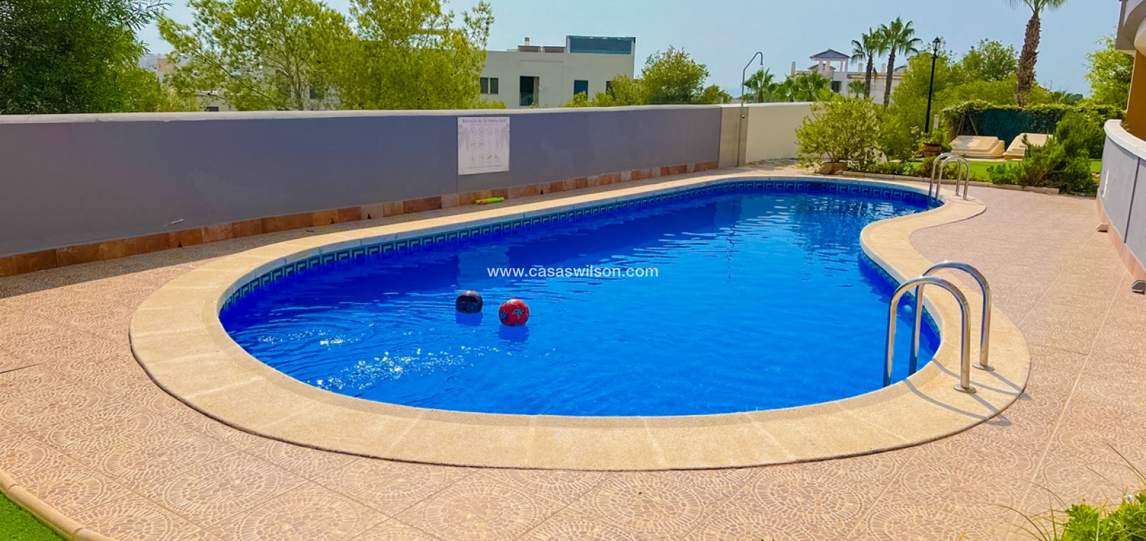 Sale - Apartment - Villamartin - Costa Blanca