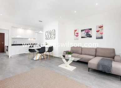 Sale - Bungalow - Torrevieja - Costa Blanca