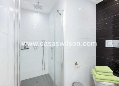 Sale - Bungalow - Torrevieja - Costa Blanca