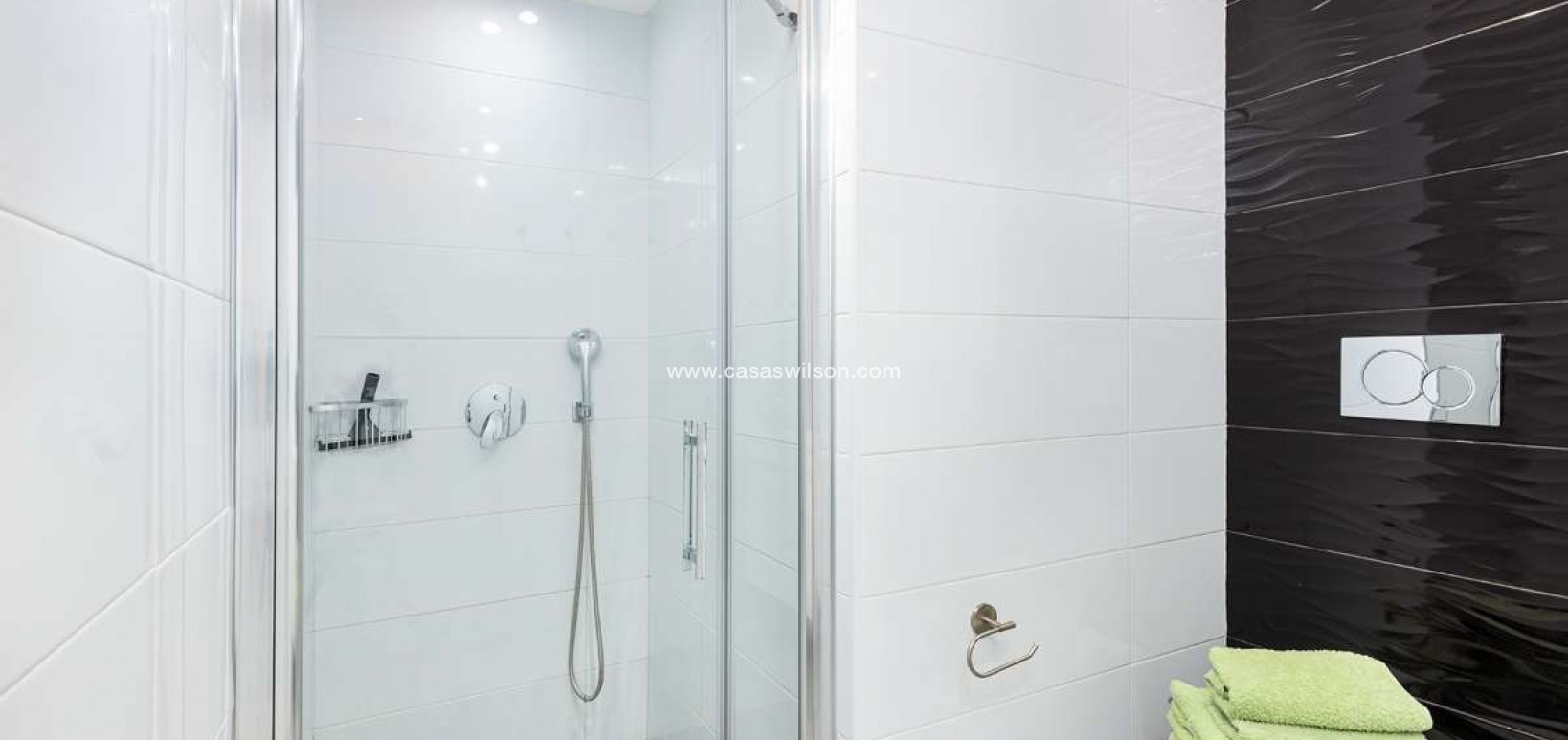 Sale - Bungalow - Torrevieja - Costa Blanca