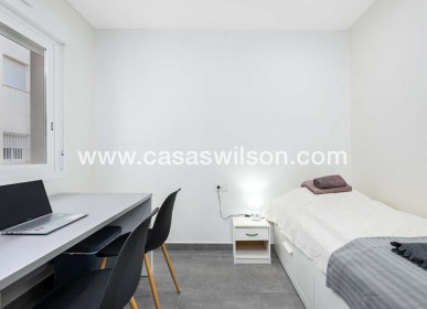 Sale - Bungalow - Torrevieja - Costa Blanca