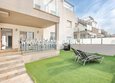 Sale - Bungalow - Torrevieja - Costa Blanca