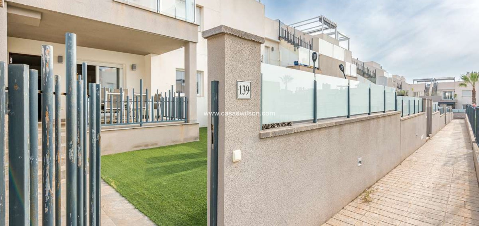 Sale - Bungalow - Torrevieja - Costa Blanca