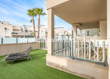 Sale - Bungalow - Torrevieja - Costa Blanca