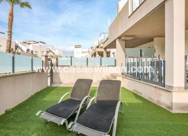 Sale - Bungalow - Torrevieja - Costa Blanca