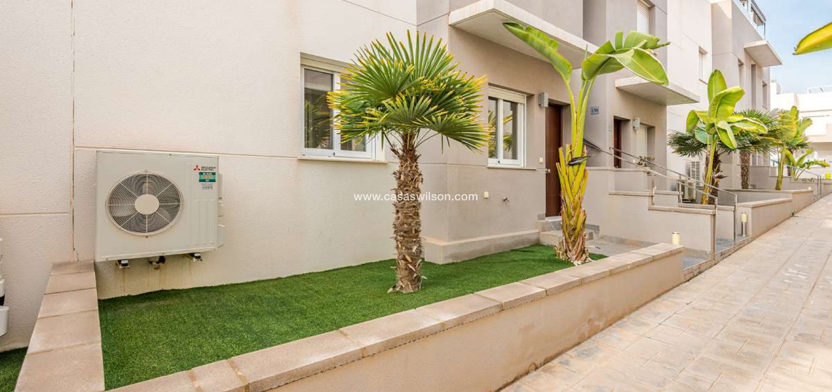 Sale - Bungalow - Torrevieja - Costa Blanca