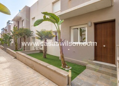 Sale - Bungalow - Torrevieja - Costa Blanca