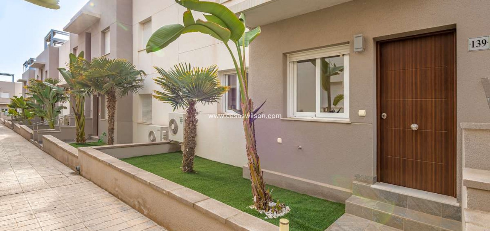 Sale - Bungalow - Torrevieja - Costa Blanca