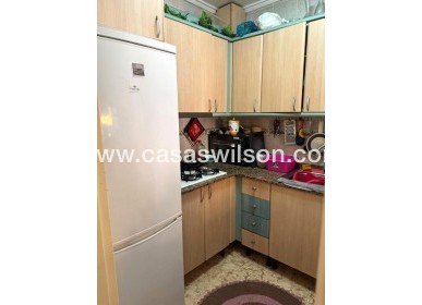 Sale - Apartment - Torrevieja - Centro