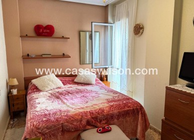 Sale - Apartment - Torrevieja - Centro