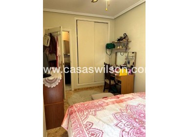 Sale - Apartment - Torrevieja - Centro