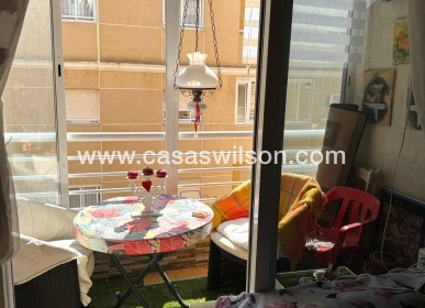 Sale - Apartment - Torrevieja - Centro