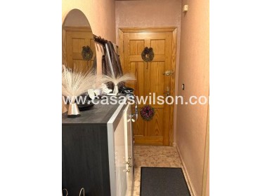 Sale - Apartment - Torrevieja - Centro