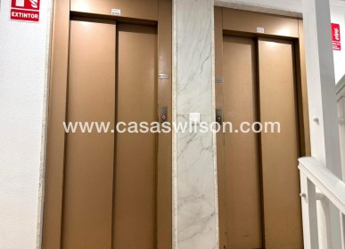 Sale - Apartment - Torrevieja - Centro