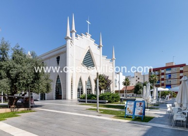 Sale - Apartment - Torrevieja - Playa del Cura