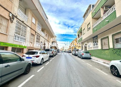 Sale - Apartment - Torrevieja - Centro