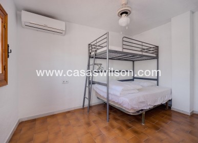 Sale - Bungalow - Torrevieja - La Mata