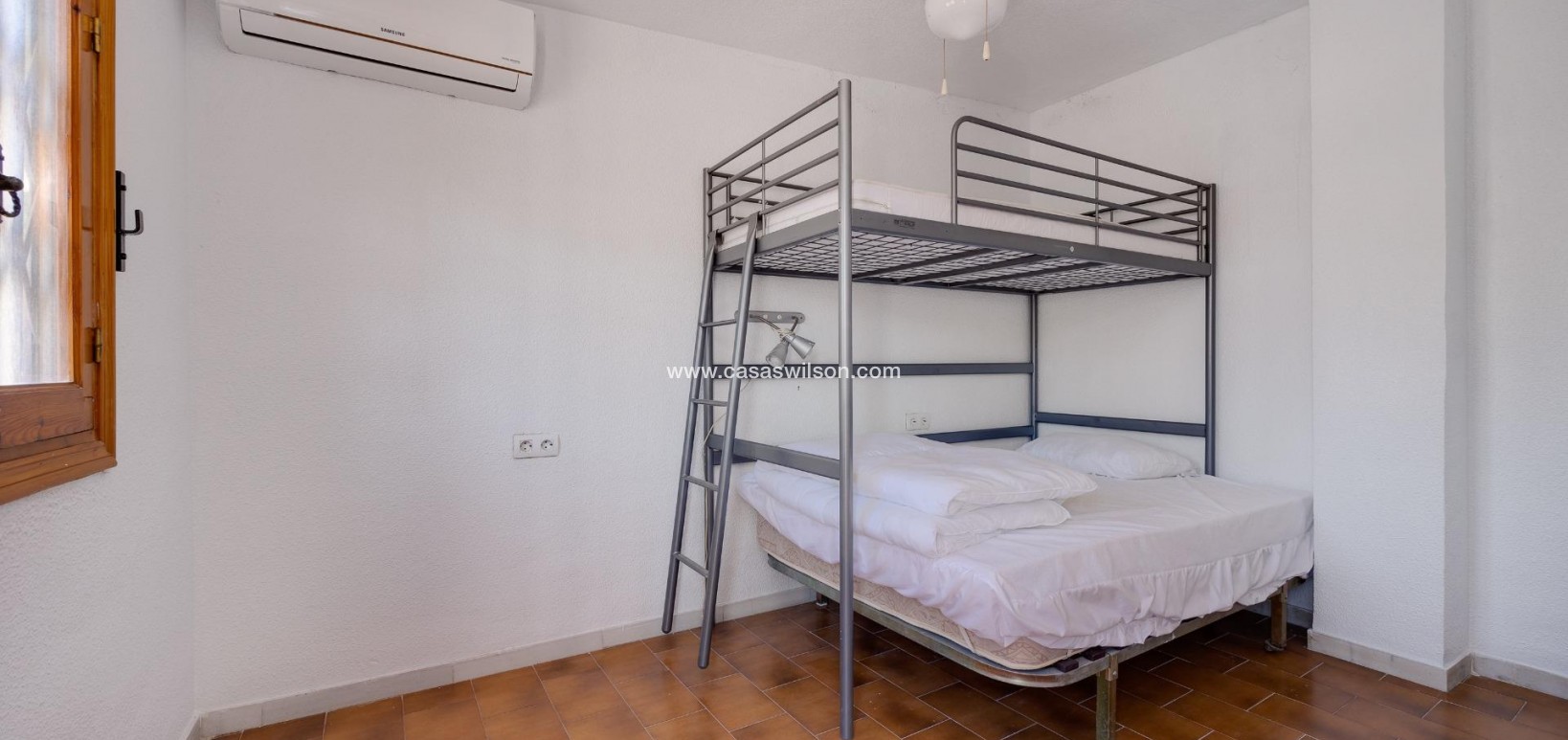 Sale - Bungalow - Torrevieja - La Mata