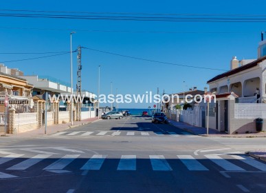 Sale - Bungalow - Torrevieja - La Mata